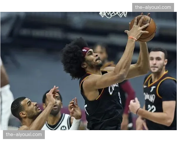 骑士内线进攻对冲策略：三分失准时主攻禁区油漆区得70分制胜